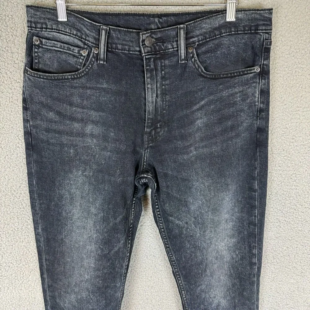 Levis very good